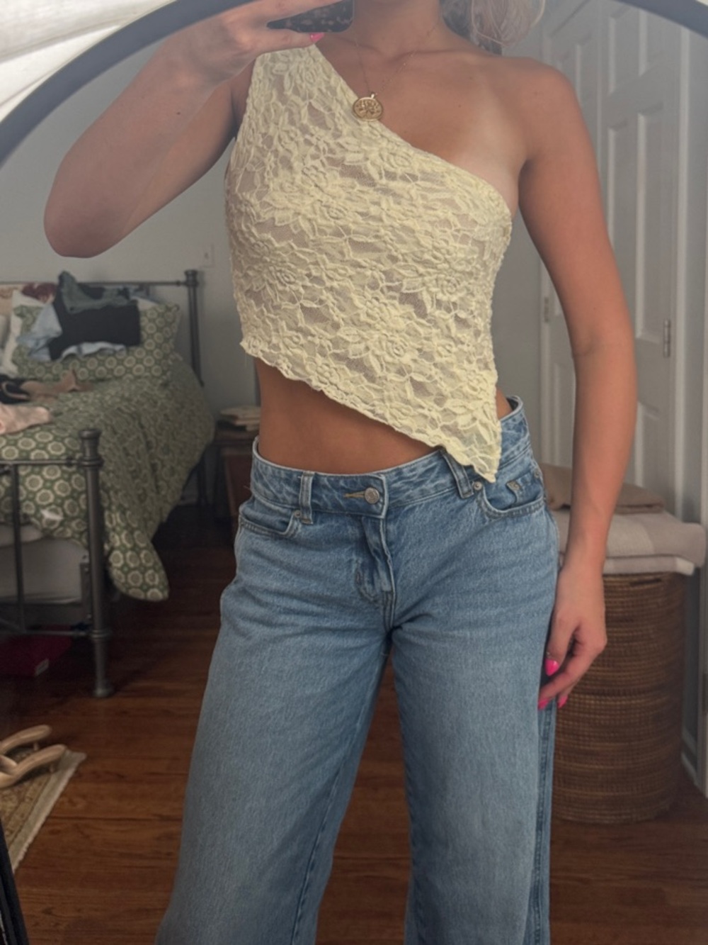 Asymmetric One-Shoulder Lace Camisole in Pale Yellow